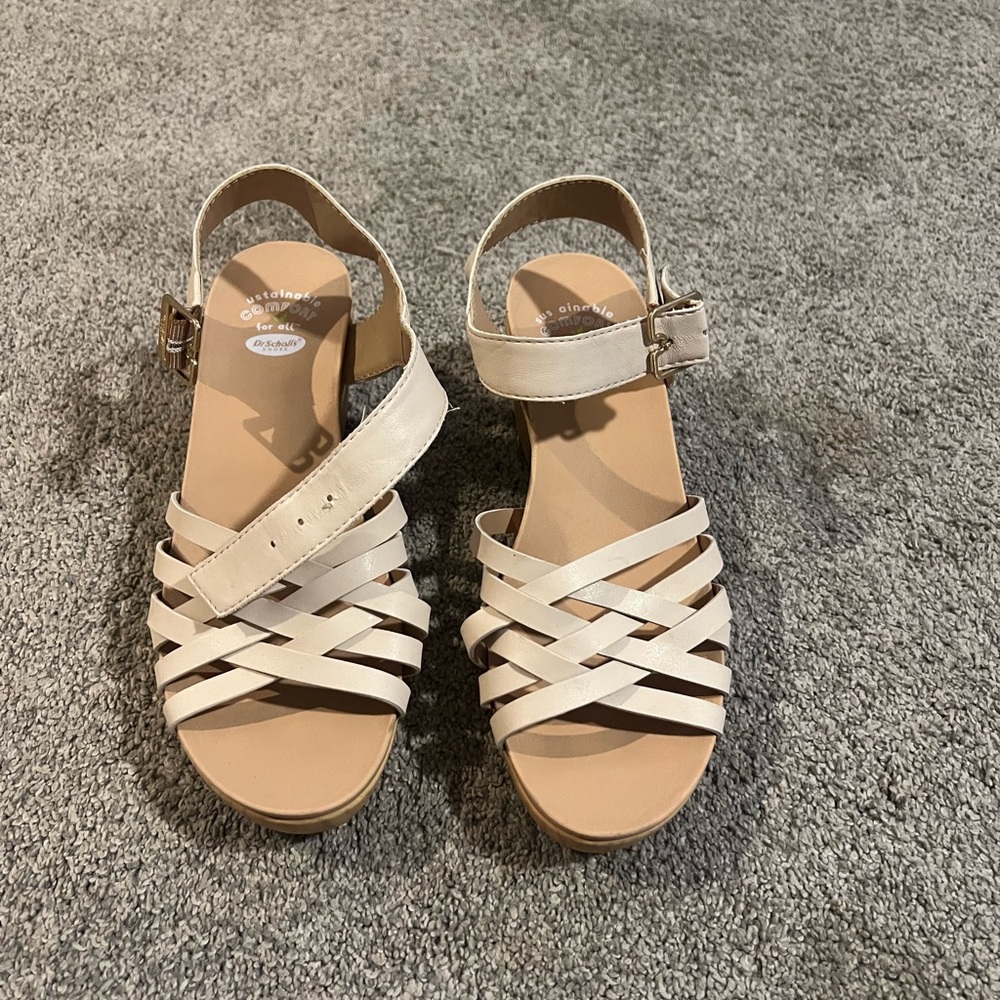 Dr. Scholl's Cream Strappy Slingback Sandals
